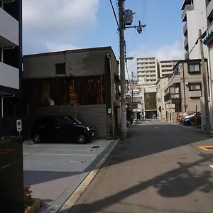 Ocean Trusty Tennoji East アパート